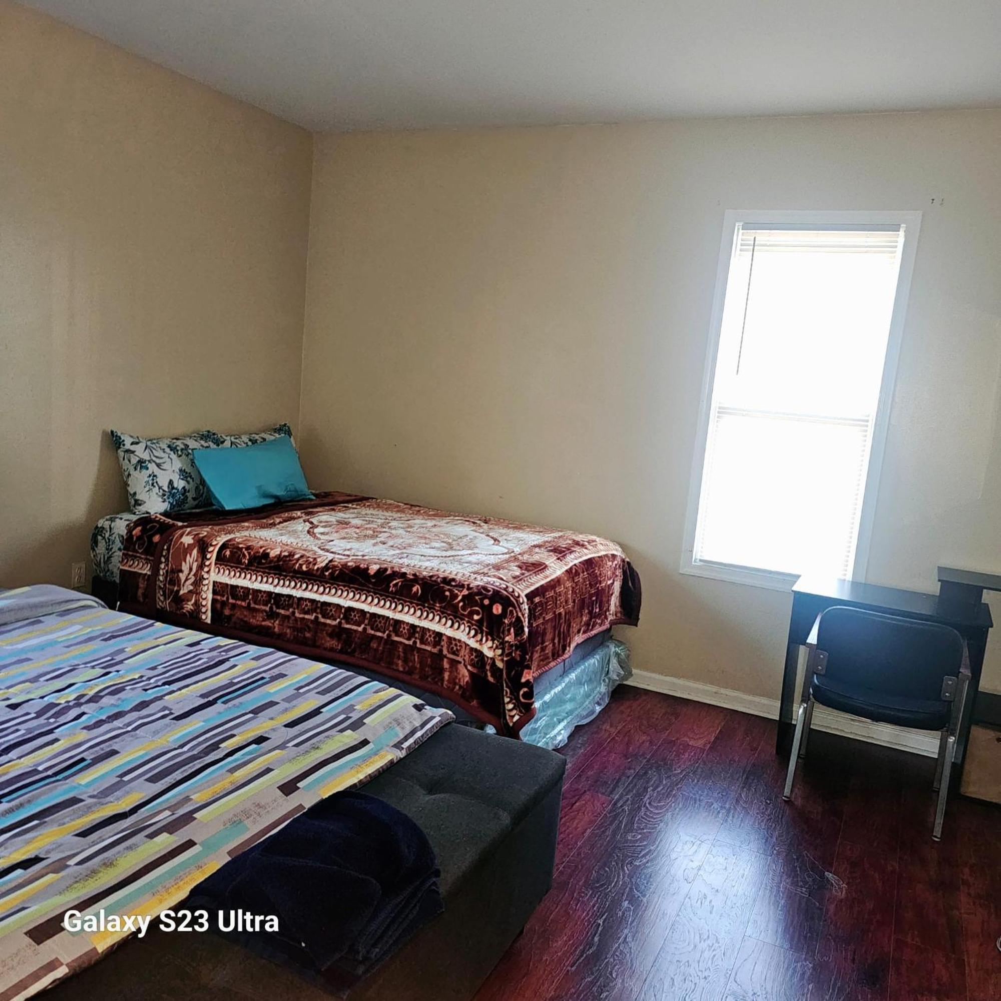 Divine Villa & Resorts Guest House - 283 Lehigh Ave Newark Eksteriør billede