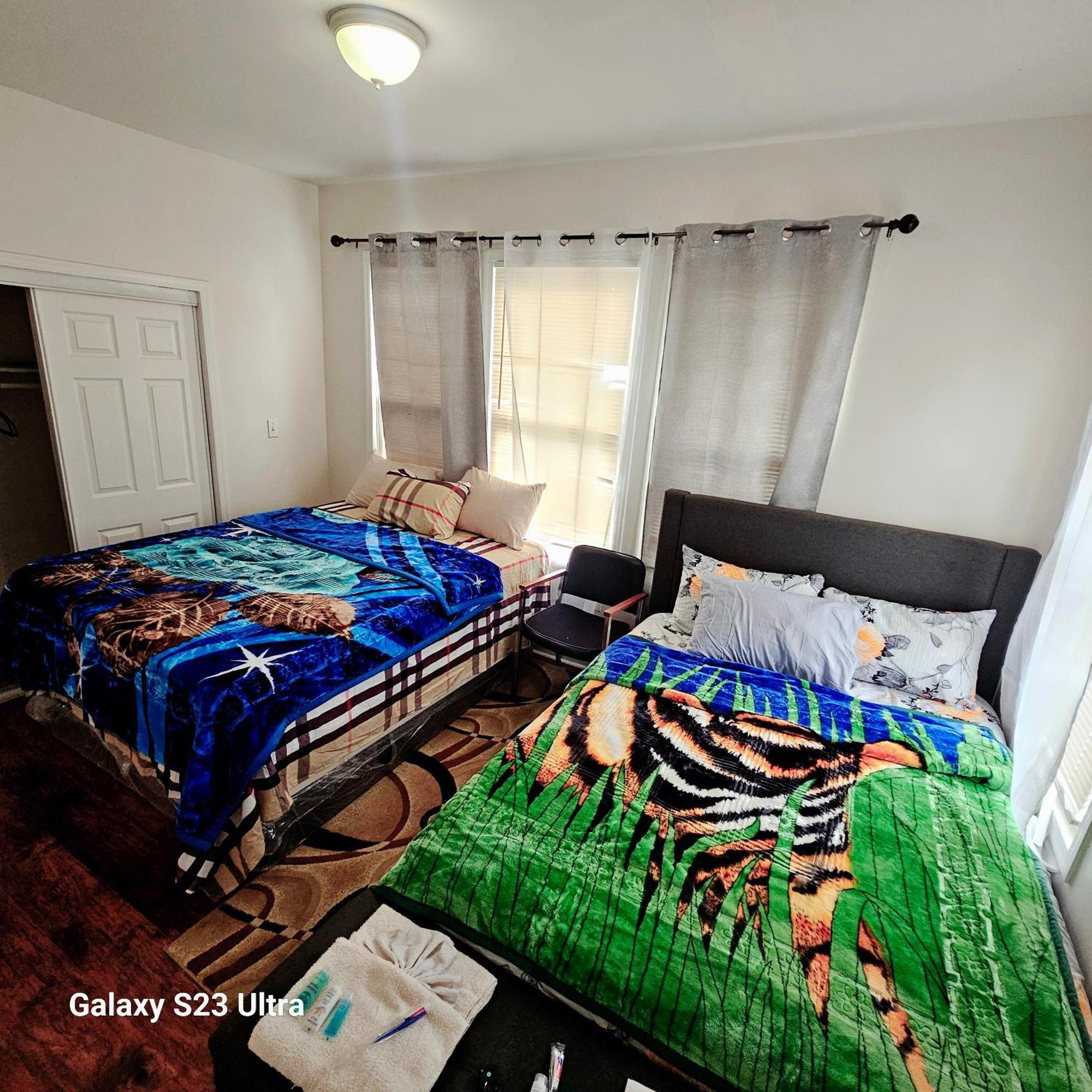 Divine Villa & Resorts Guest House - 283 Lehigh Ave Newark Eksteriør billede
